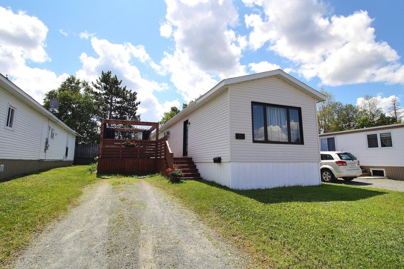 Façade - 1683 Rue Bellevue, Val-D'Or, QC - Outdoor With Exterior