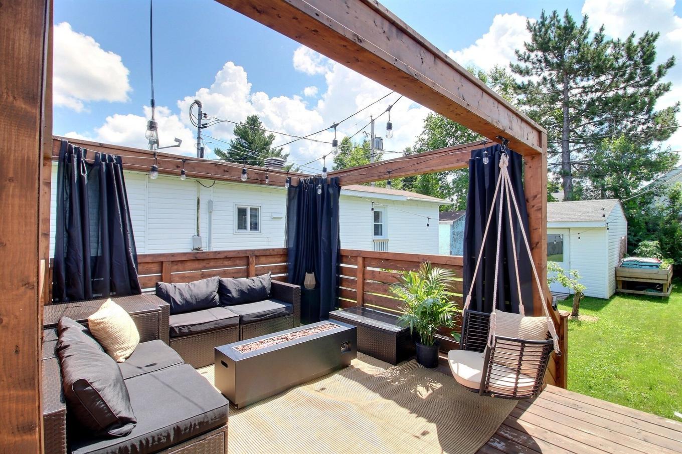 Terrasse - 1683 Rue Bellevue, Val-D'Or, QC - Outdoor With Deck Patio Veranda With Exterior