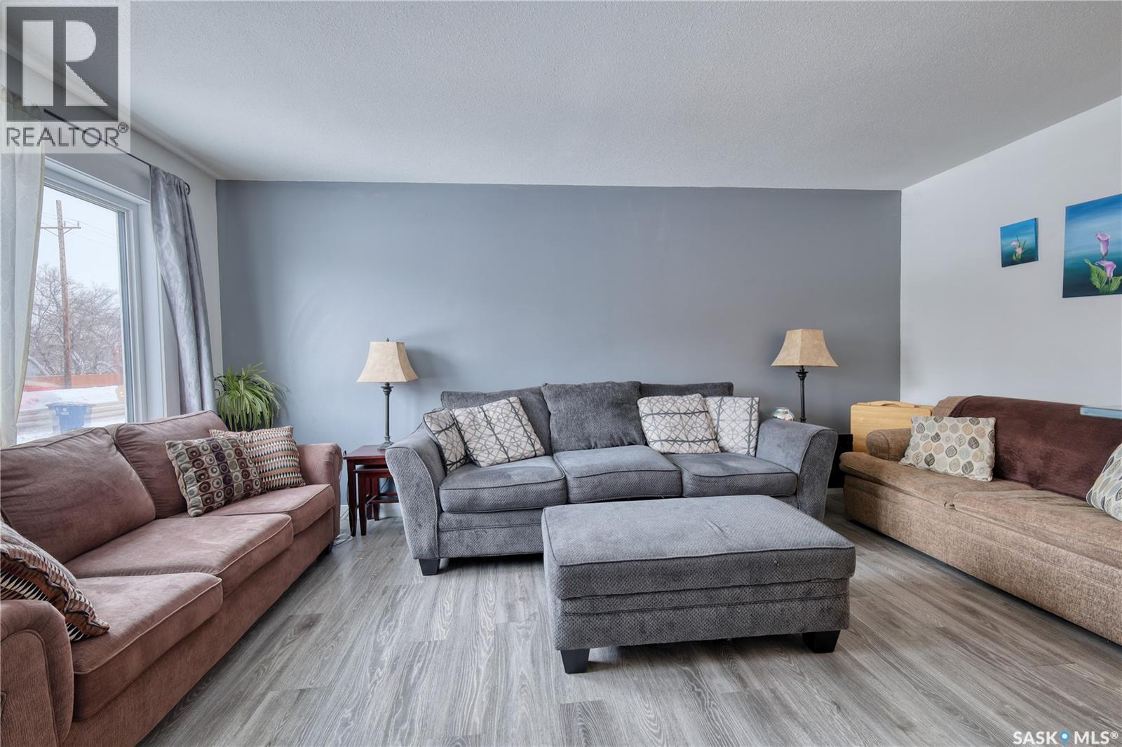 313 Centennial Boulevard, Warman, SK - Indoor Photo Showing Living Room