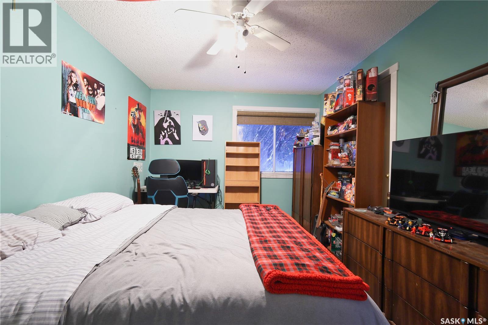 313 Centennial Boulevard, Warman, SK - Indoor Photo Showing Bedroom