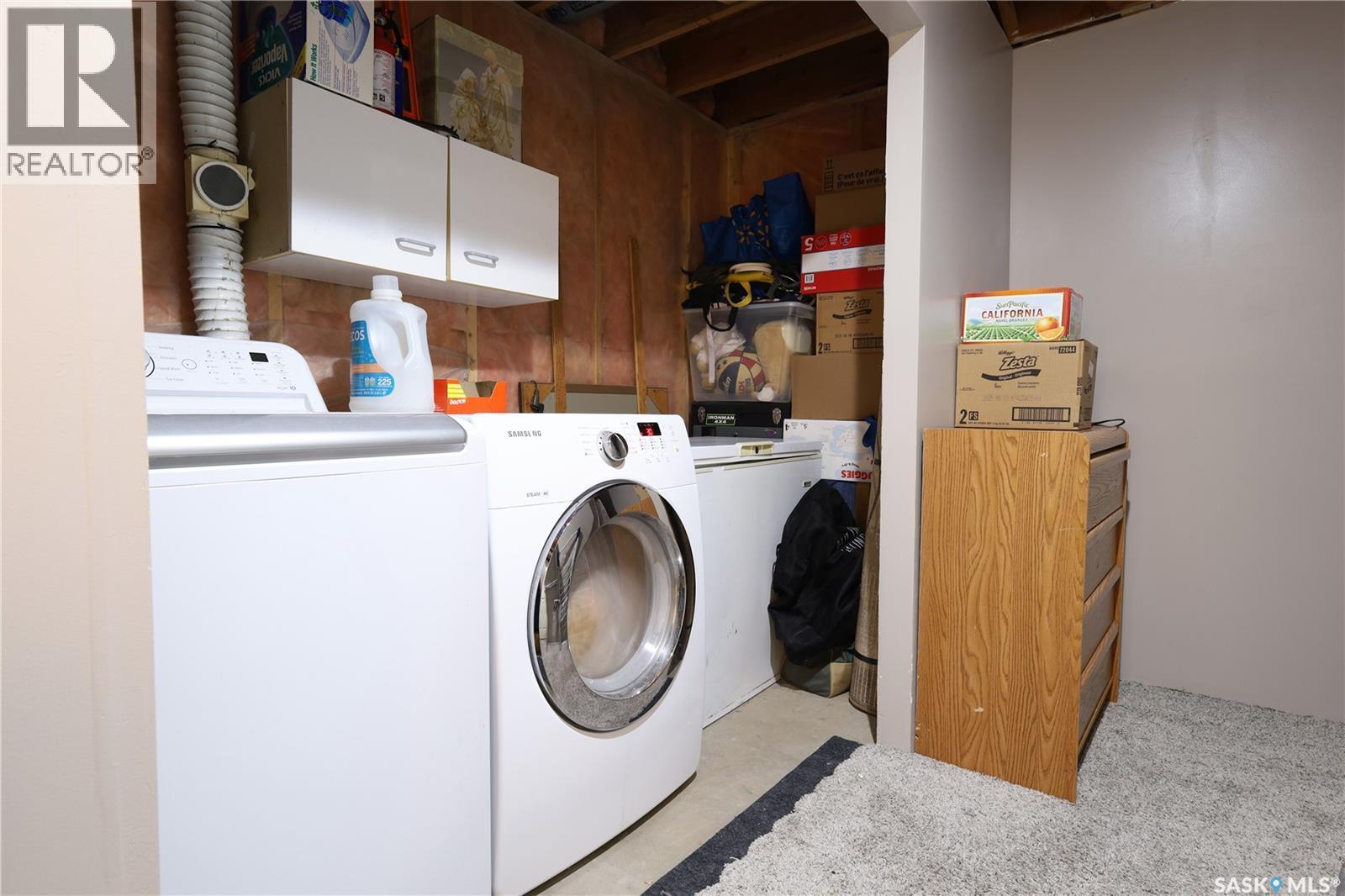 313 Centennial Boulevard, Warman, SK - Indoor Photo Showing Laundry Room