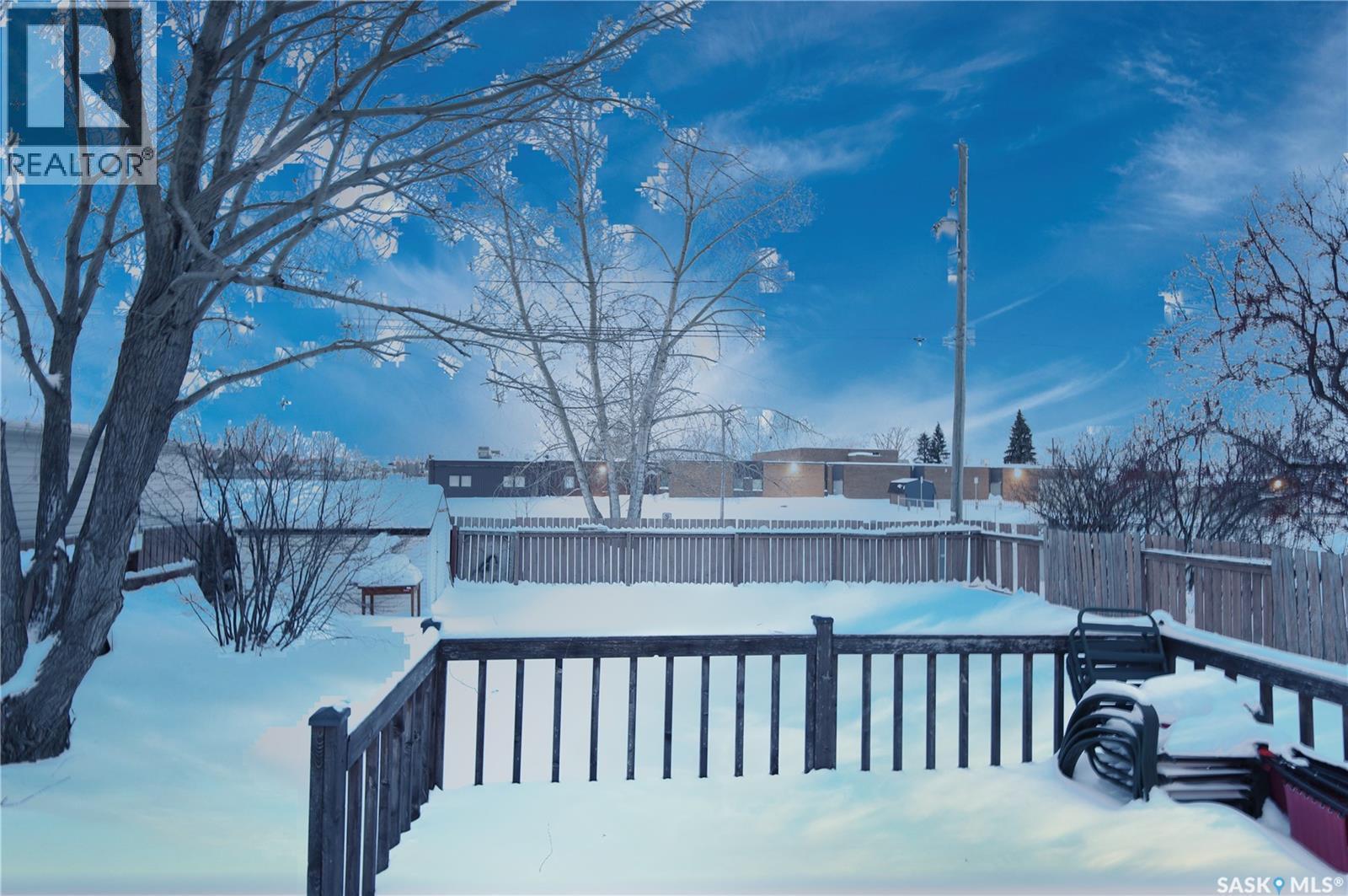 313 Centennial Boulevard, Warman, SK - Outdoor