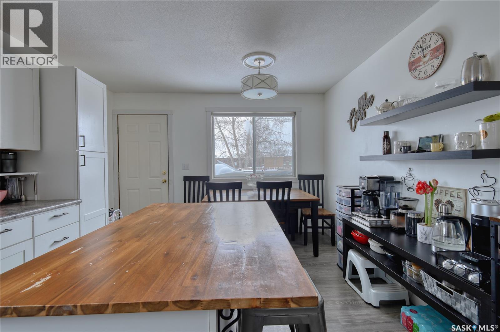 313 Centennial Boulevard, Warman, SK - Indoor Photo Showing Dining Room
