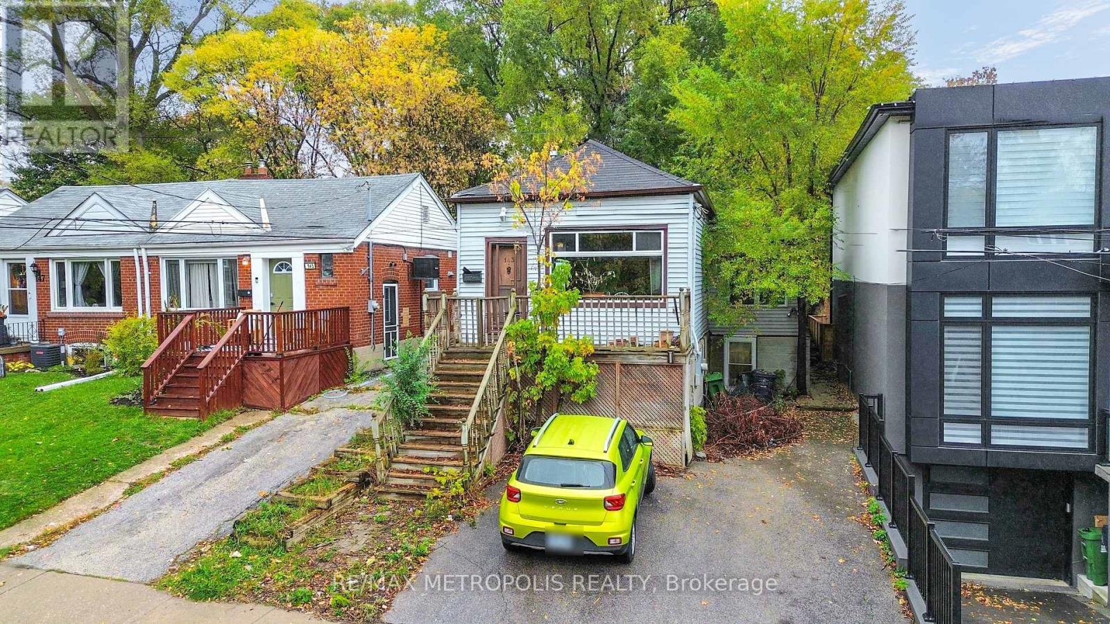 143 Kalmar Avenue, Toronto, ON - Outdoor