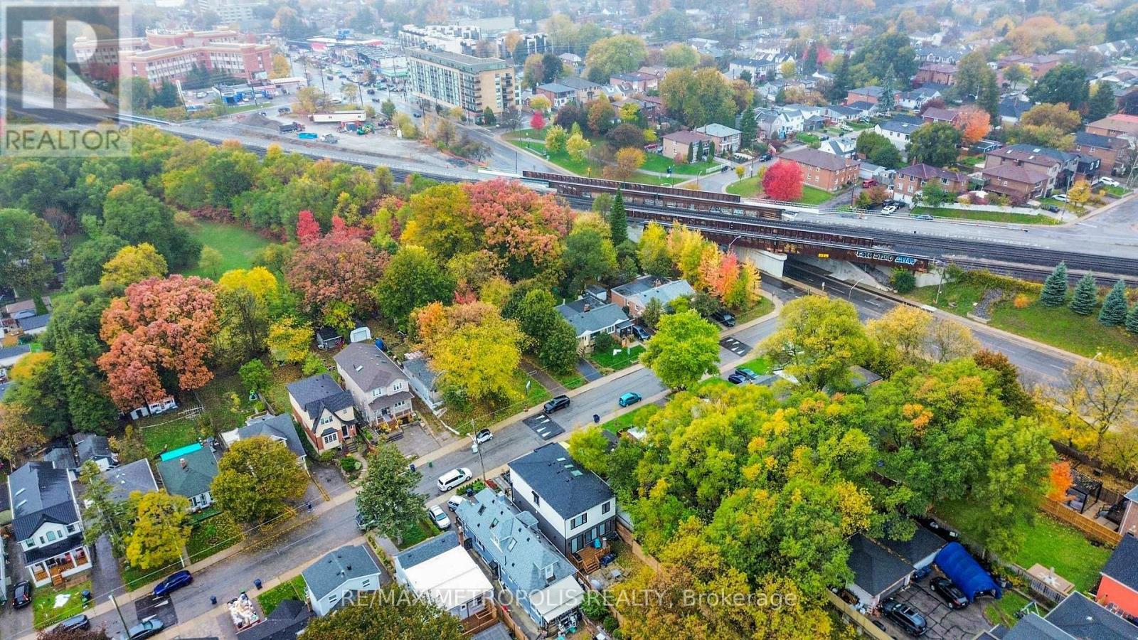 143 Kalmar Avenue, Toronto, ON - Outdoor With View