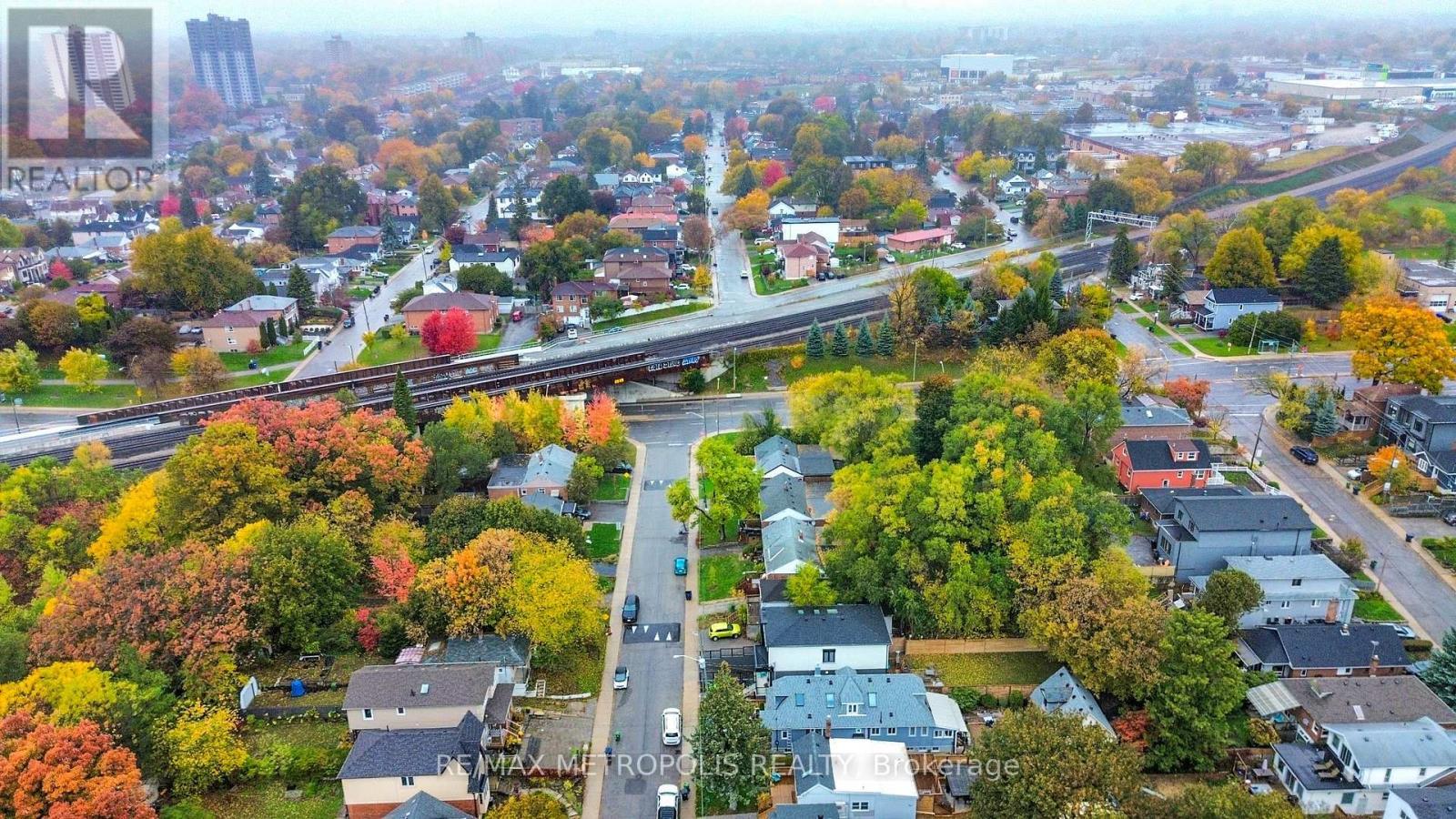 143 Kalmar Avenue, Toronto, ON - Outdoor With View