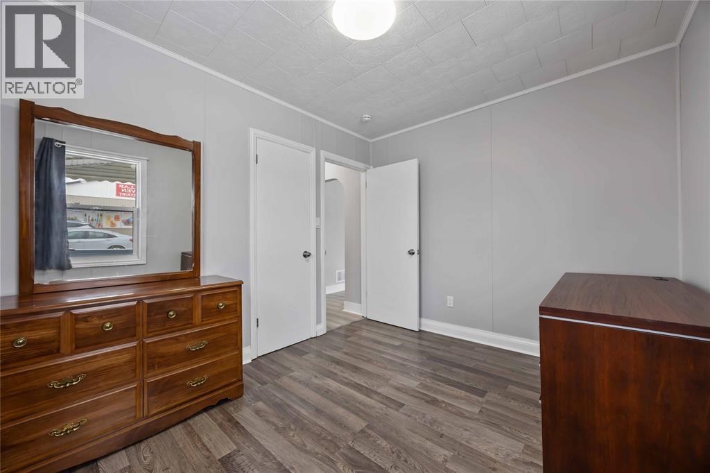 460 Ontario Street, Warwick-Watford, ON - Indoor Photo Showing Other Room