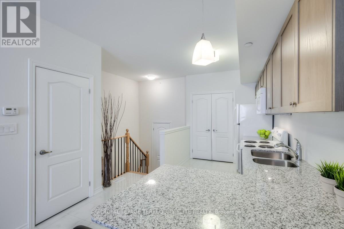 15 - 39 Drewry Avenue, Toronto, ON - Indoor