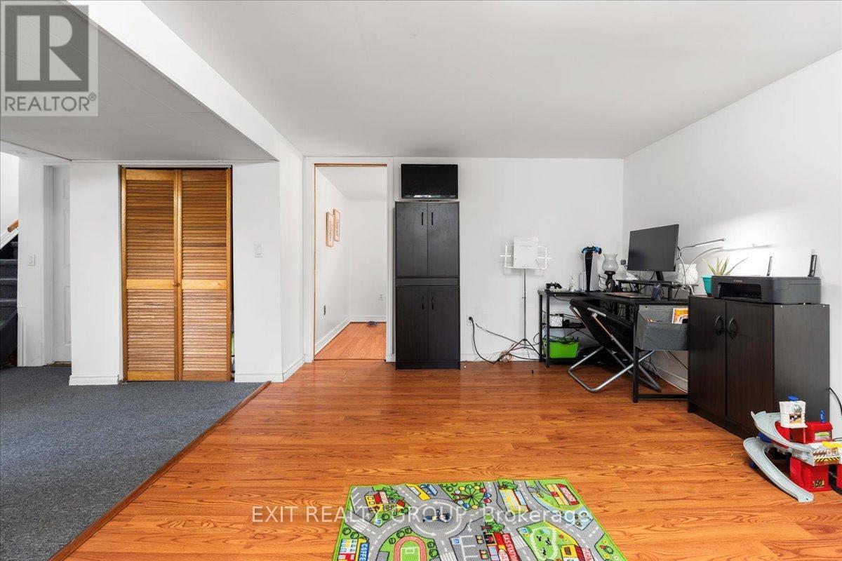 29 Barry Road, Quinte West (Murray Ward), ON - Indoor Photo Showing Other Room