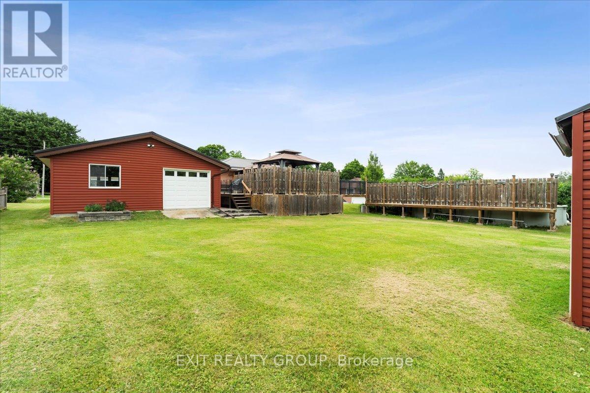29 Barry Road, Quinte West (Murray Ward), ON - Outdoor
