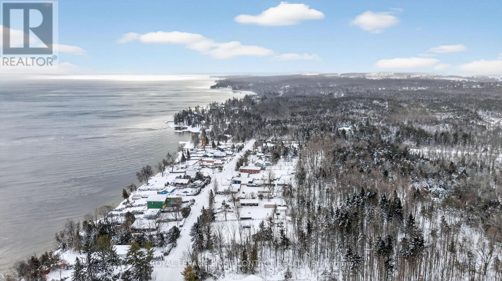 2266 Lakeshore Road E, Oro-Medonte, ON