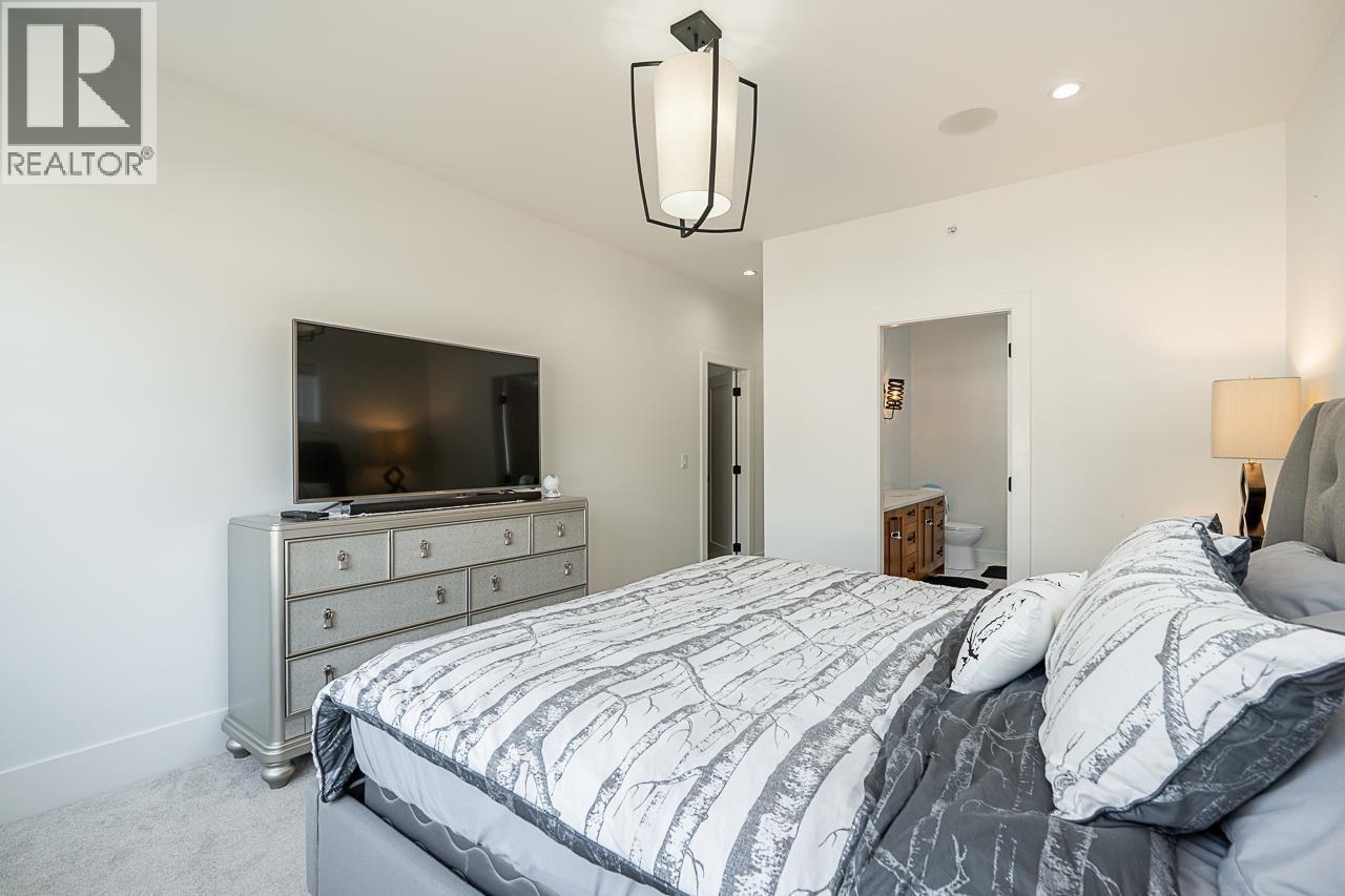 23091 134 Loop, Maple Ridge, BC - Indoor Photo Showing Bedroom