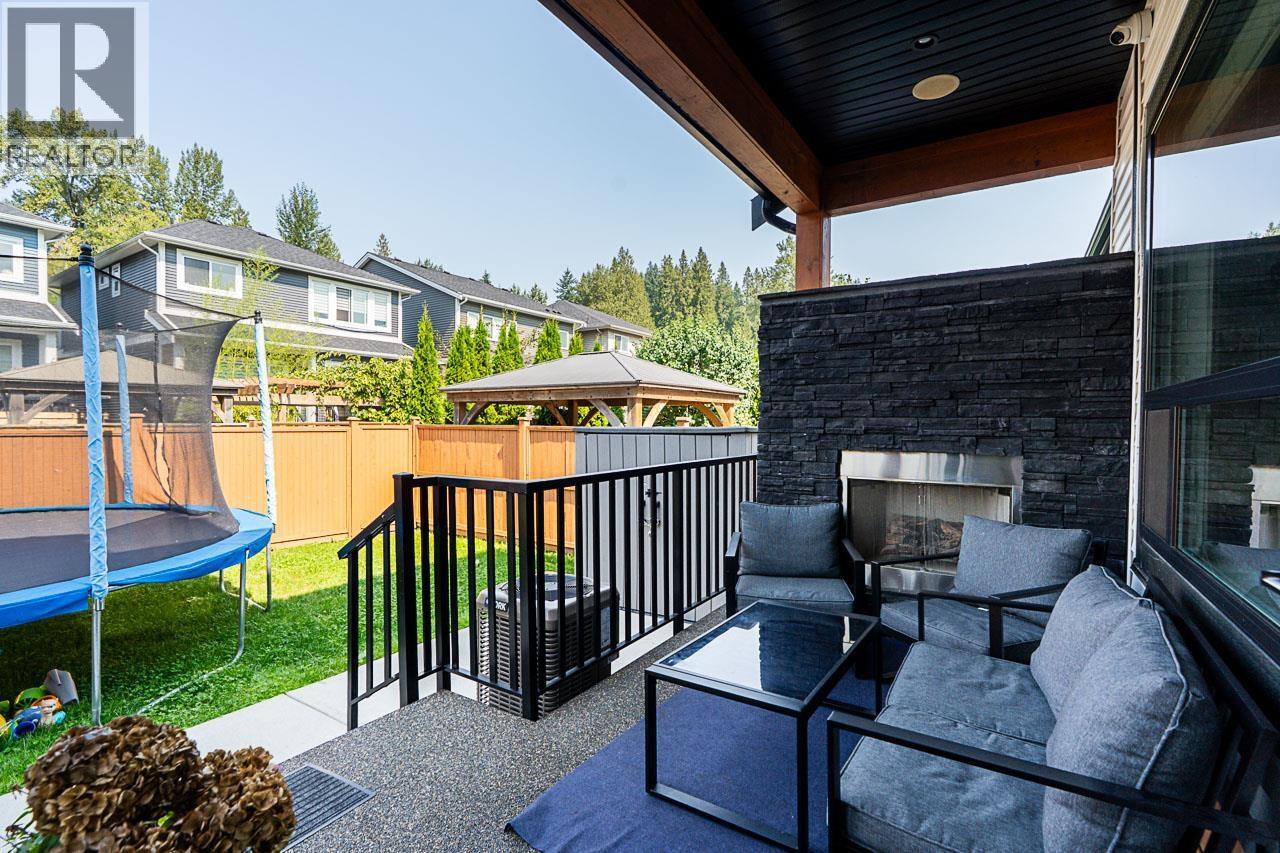 23091 134 Loop, Maple Ridge, BC - Outdoor With Deck Patio Veranda With Exterior