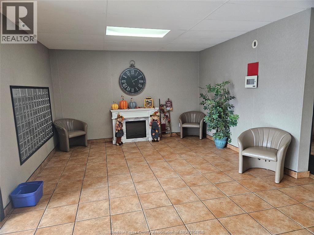 6624 Thornberry Unit# 207, Windsor, ON - Indoor Photo Showing Other Room