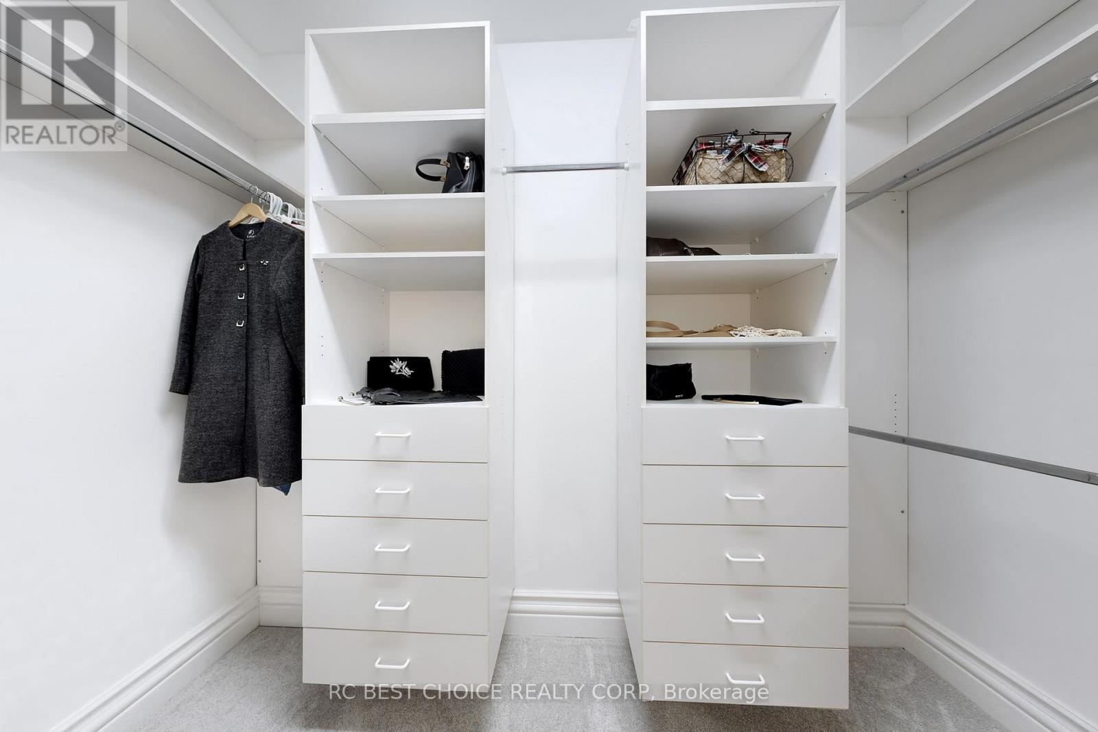 76 Silver Fox Place, Vaughan, ON - Indoor With Storage