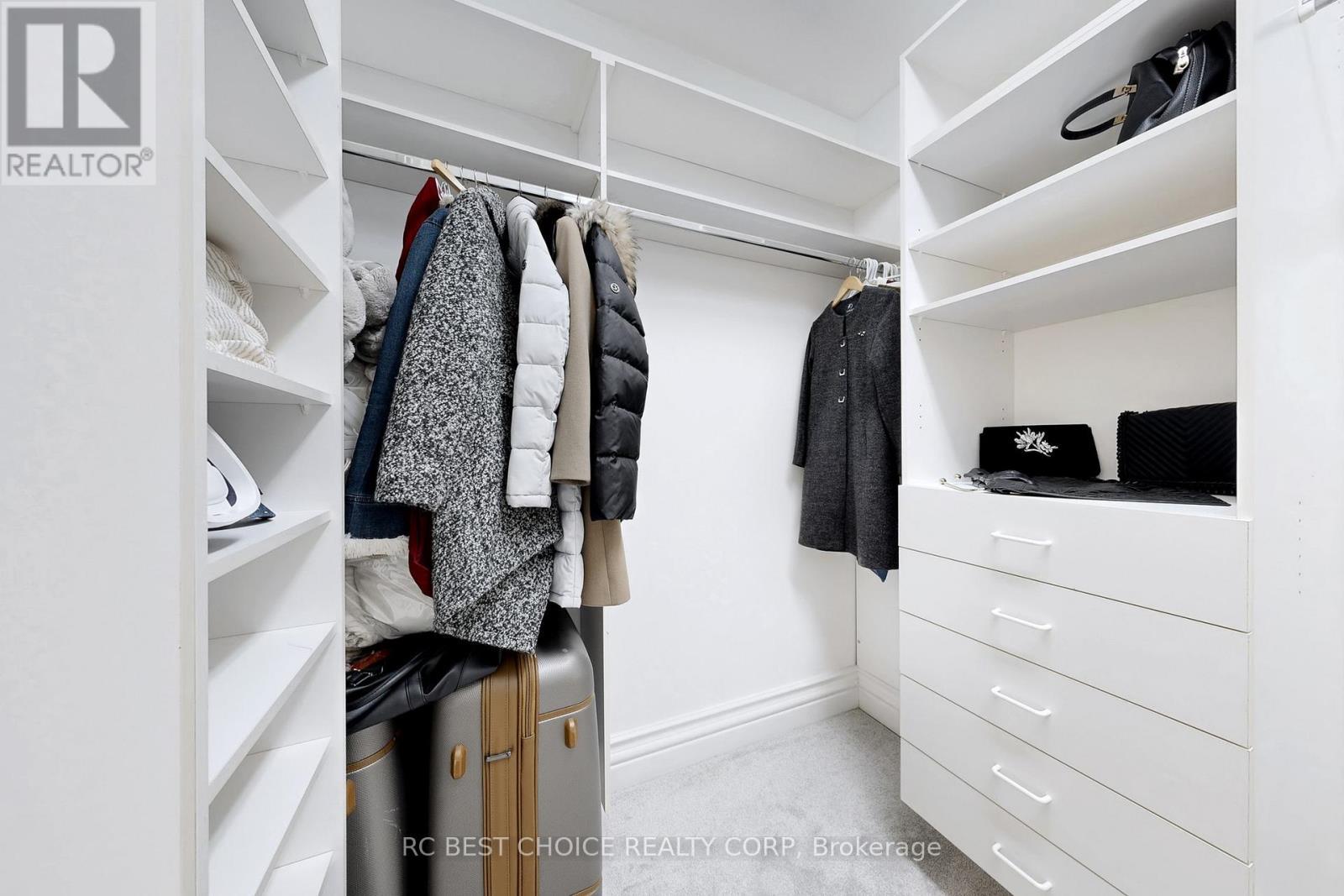 76 Silver Fox Place, Vaughan, ON - Indoor With Storage