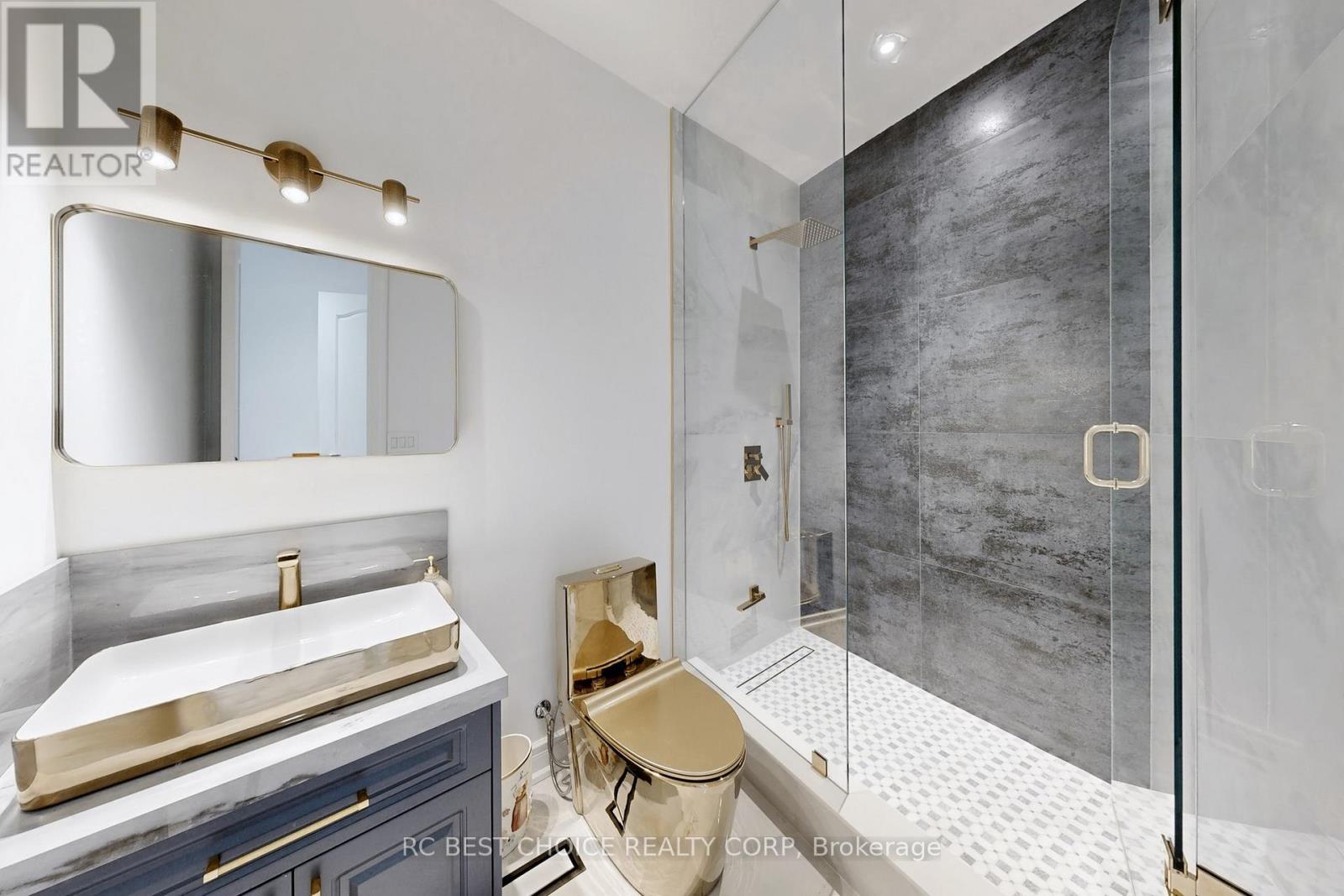 76 Silver Fox Place, Vaughan, ON - Indoor Photo Showing Bathroom