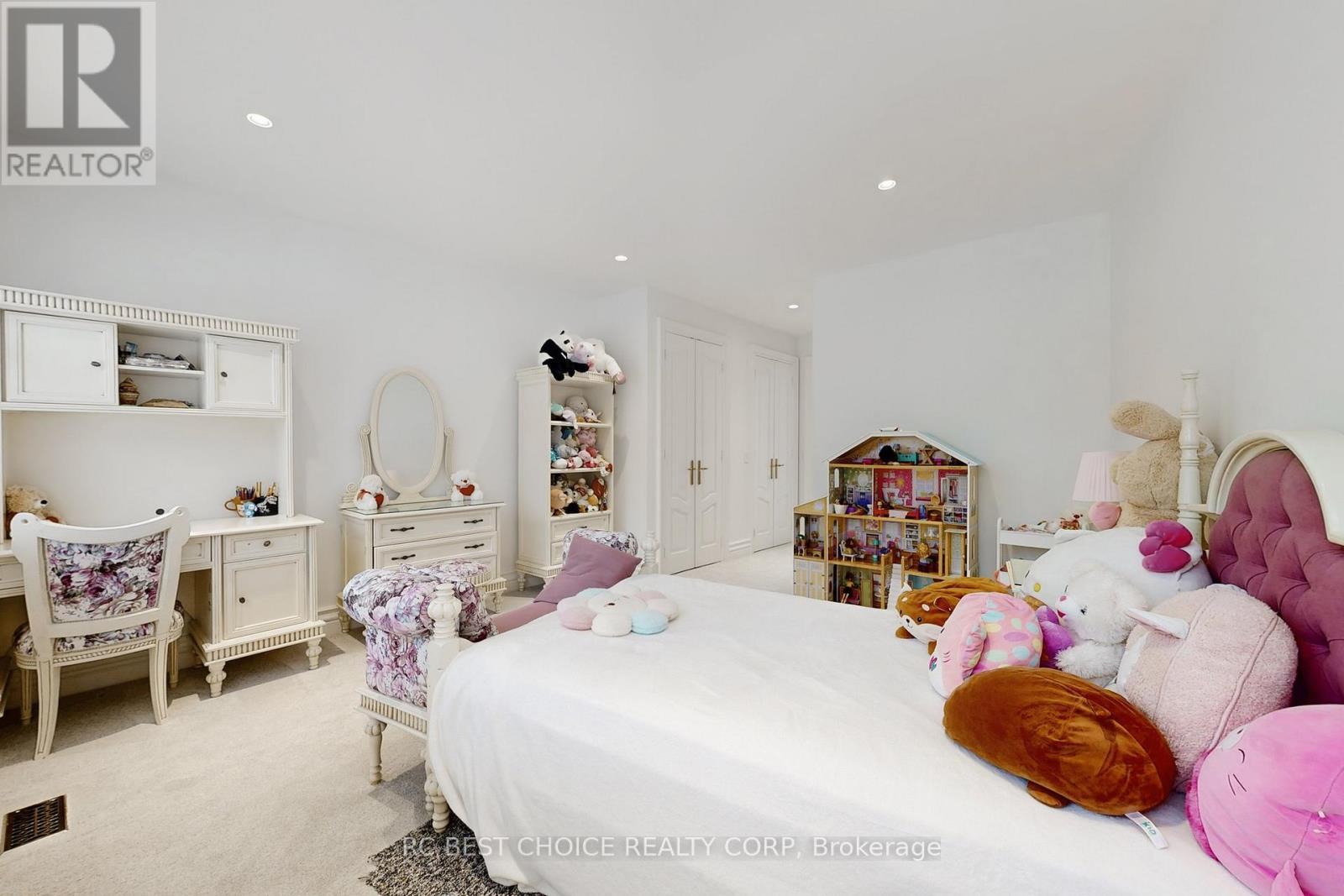 76 Silver Fox Place, Vaughan, ON - Indoor Photo Showing Bedroom