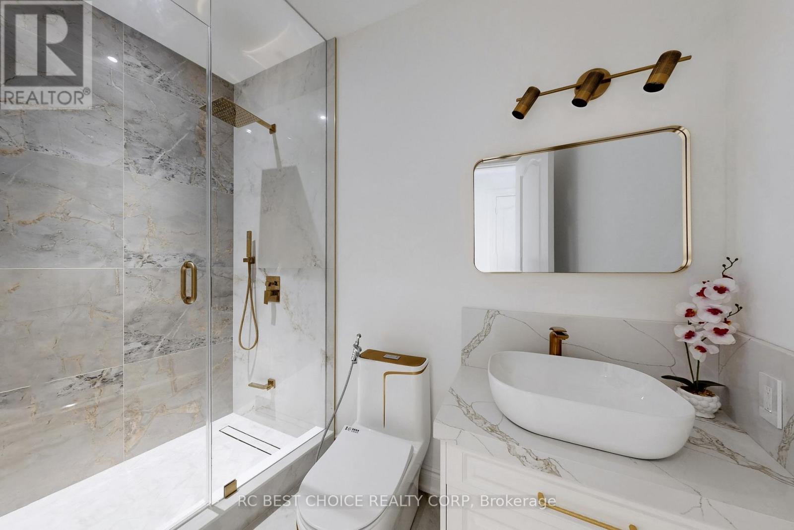 76 Silver Fox Place, Vaughan, ON - Indoor Photo Showing Bathroom