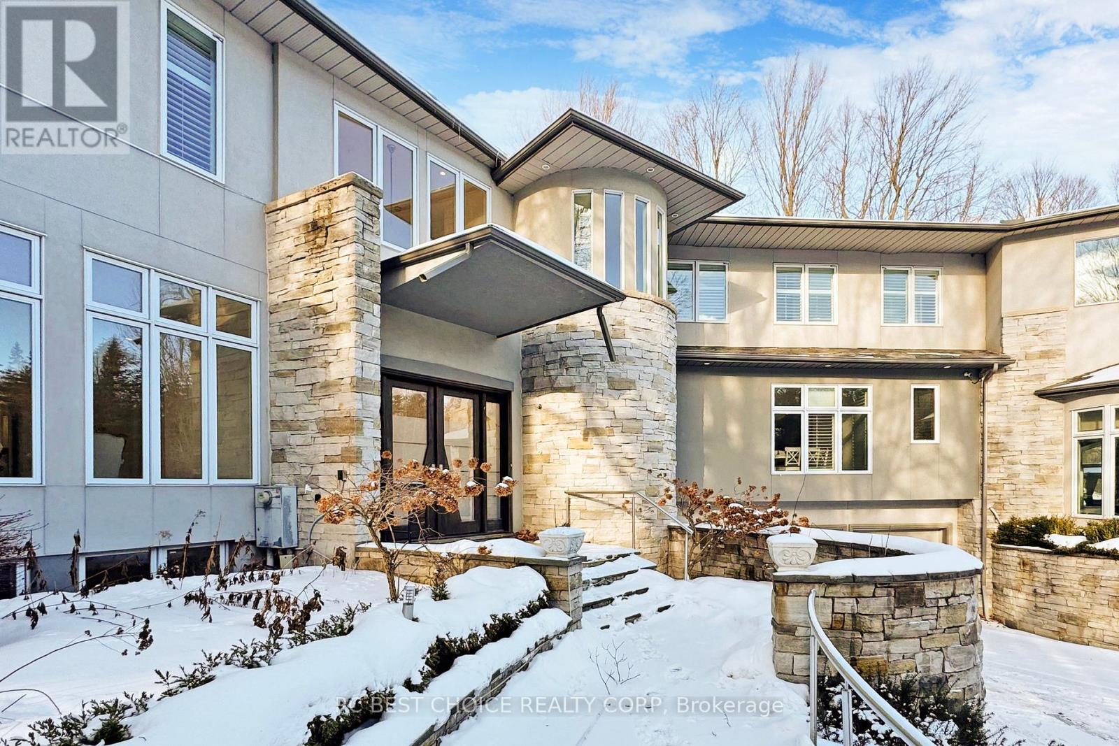 76 Silver Fox Place, Vaughan, ON - Outdoor With Facade