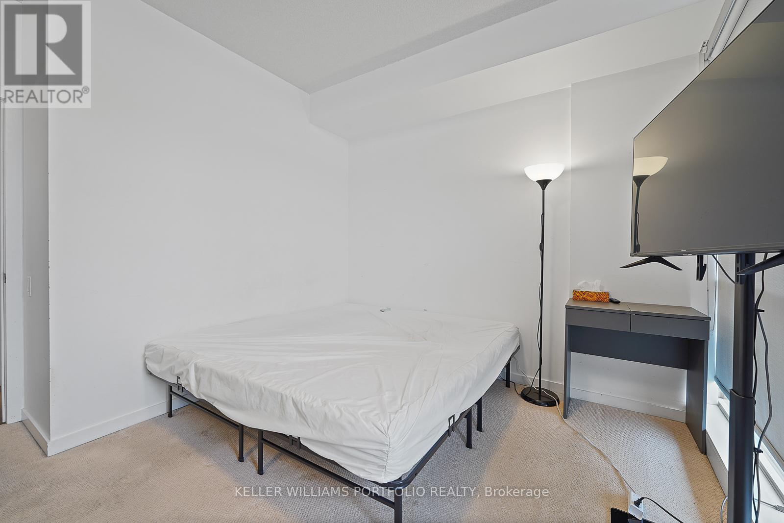 505 - 30 Canterbury Place, Toronto, ON - Indoor