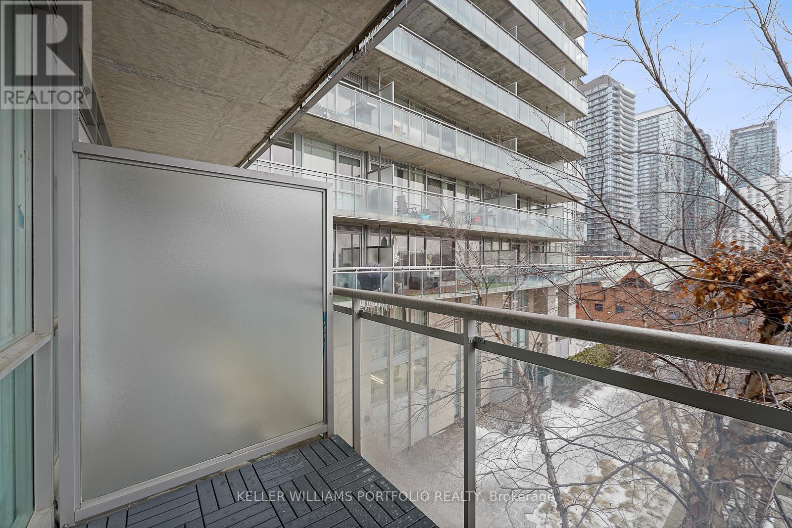 505 - 30 Canterbury Place, Toronto, ON - Outdoor With Balcony With Exterior