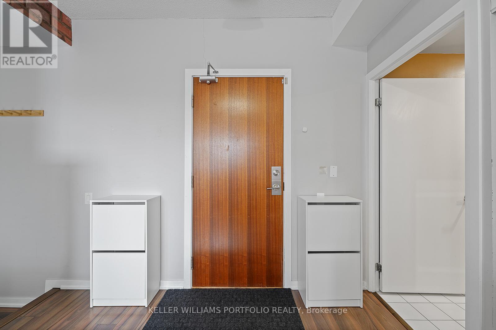 505 - 30 Canterbury Place, Toronto, ON - Indoor Photo Showing Other Room