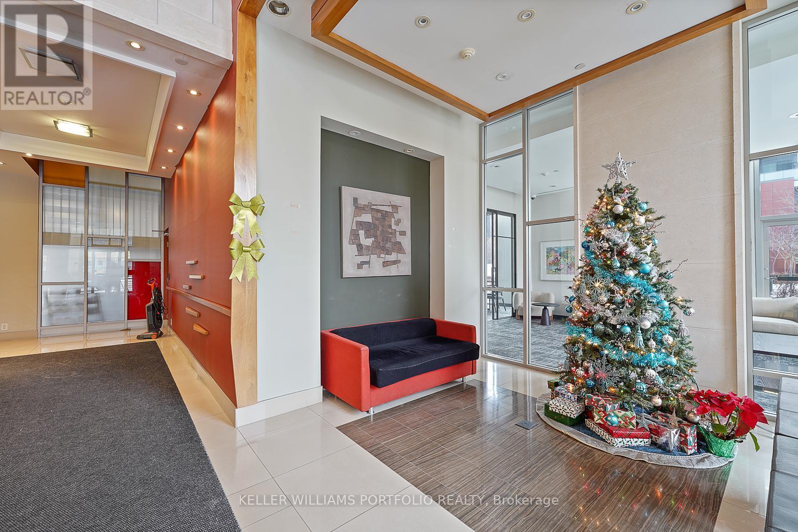 505 - 30 Canterbury Place, Toronto, ON - Indoor Photo Showing Other Room