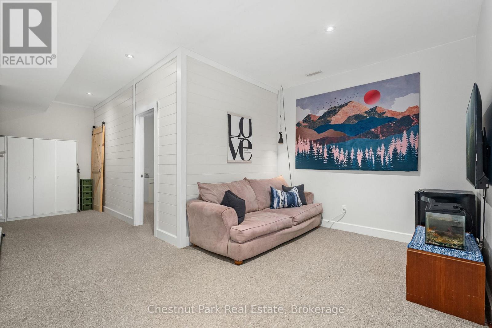 2698 Old Muskoka Road, Huntsville (Stephenson), ON - Indoor