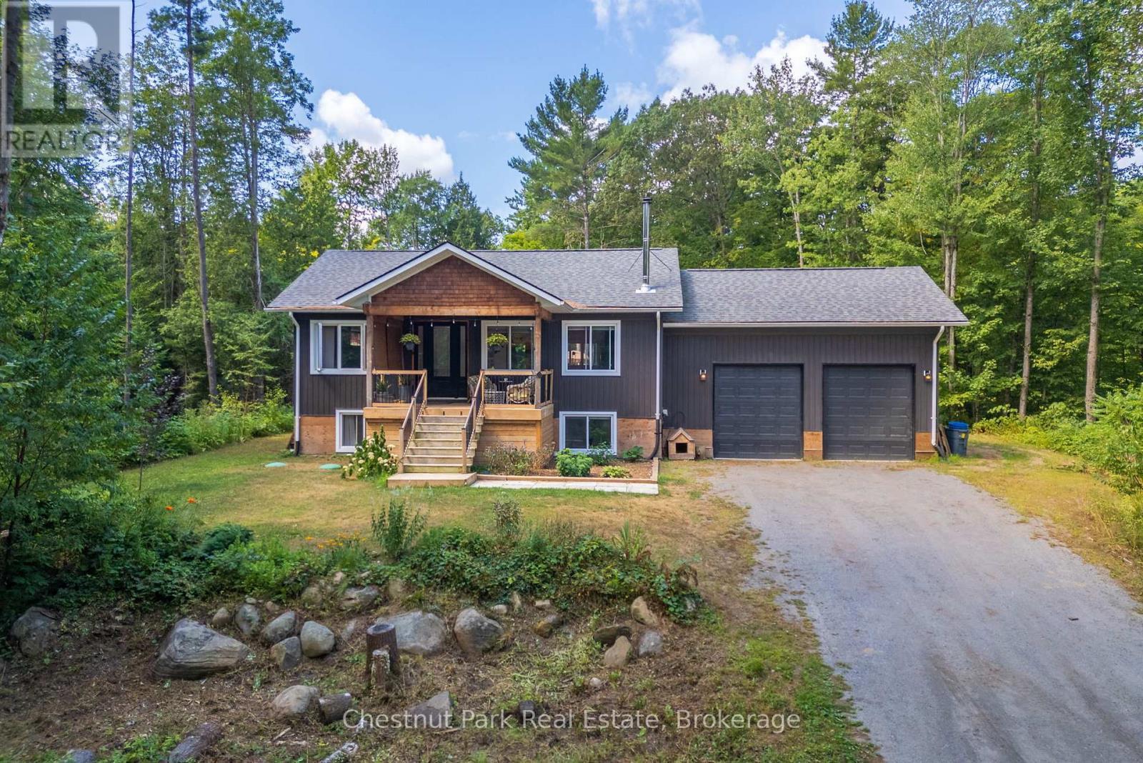 2698 Old Muskoka Road, Huntsville (Stephenson), ON - Outdoor With Deck Patio Veranda