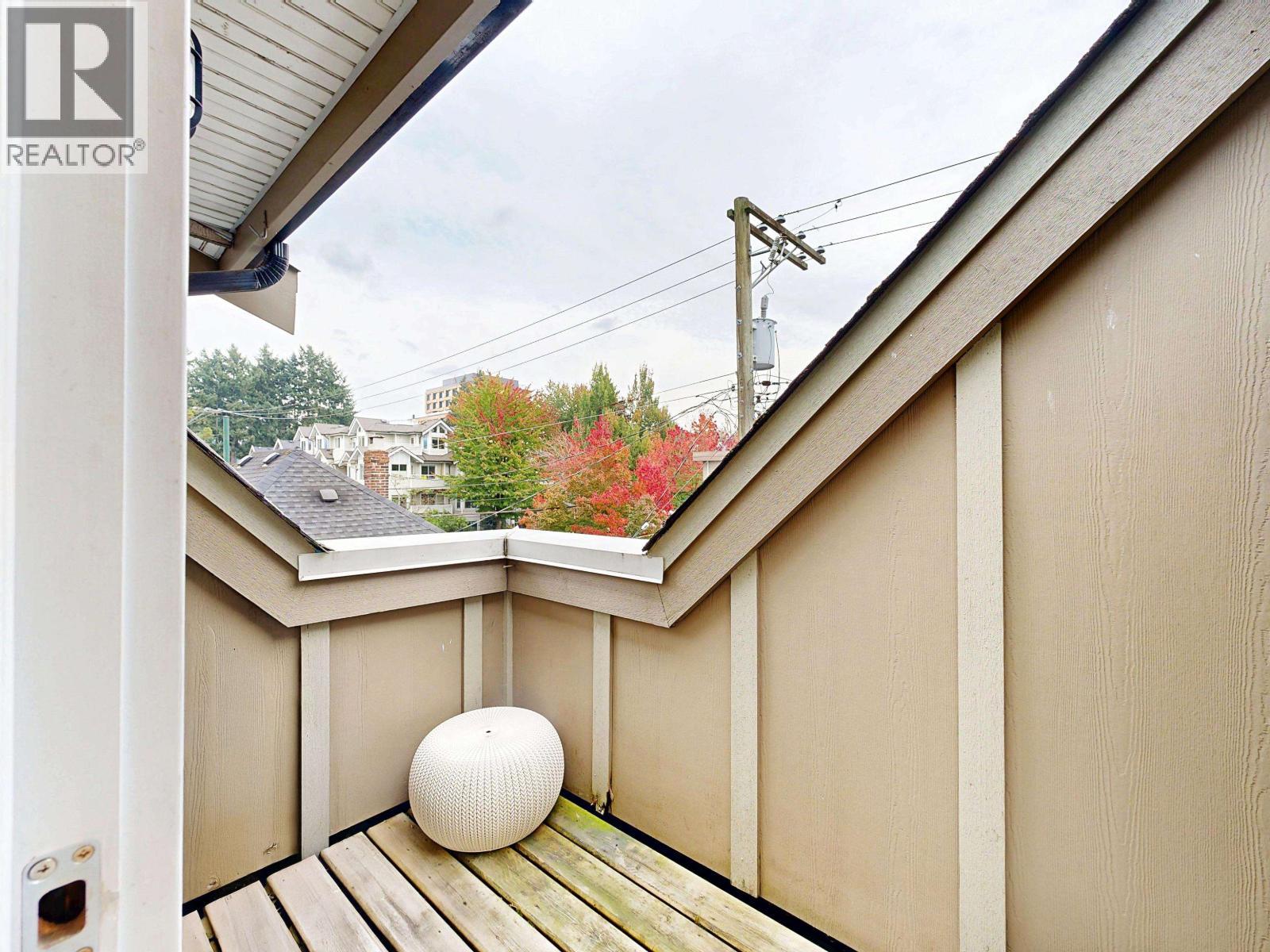 101 1672 E Pender Street, Vancouver, BC - Outdoor With Exterior
