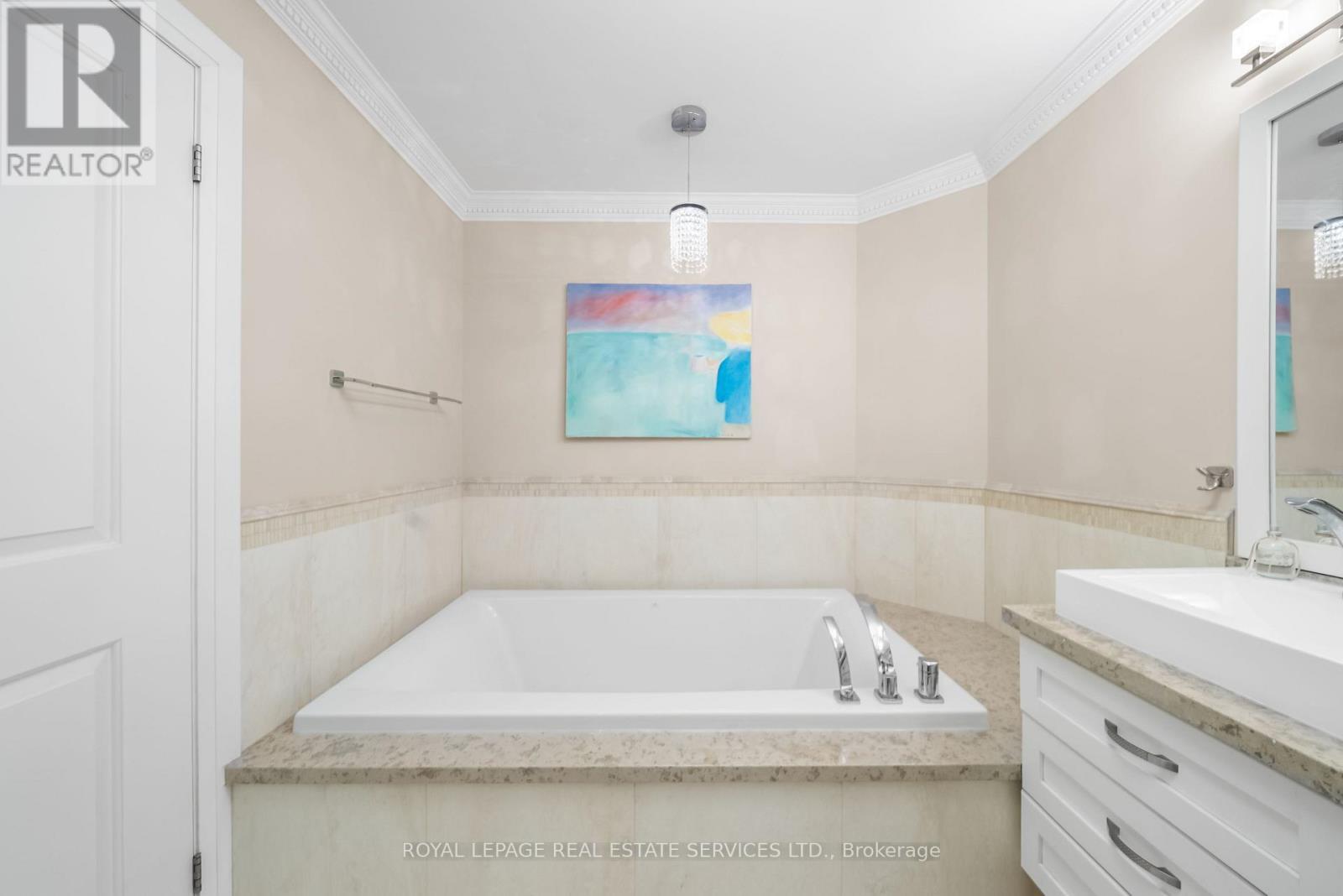 91 Wanless Avenue, Toronto, ON - Indoor Photo Showing Bathroom