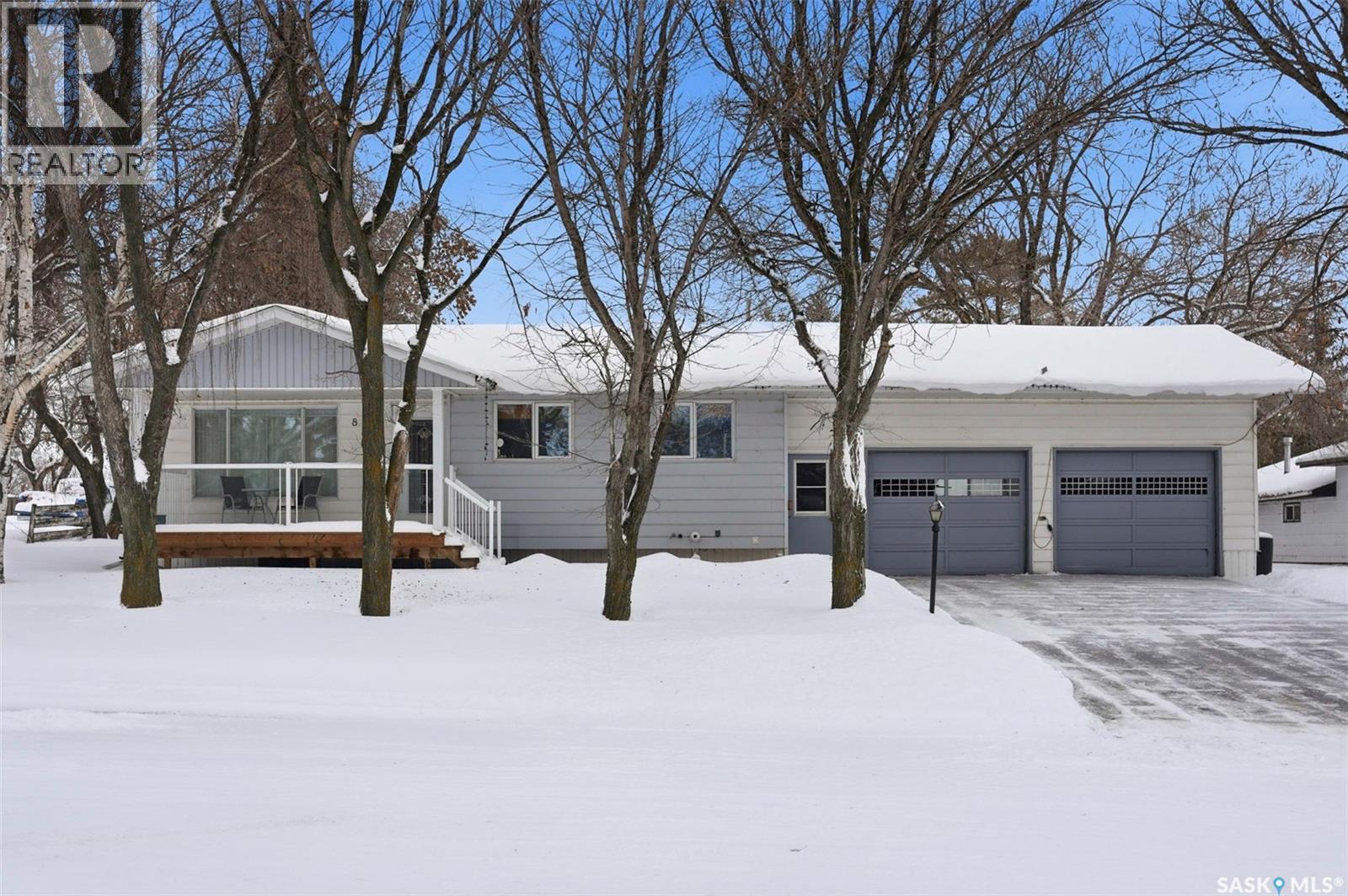 809 St Joseph Avenue, Bruno, SK - Outdoor With Facade