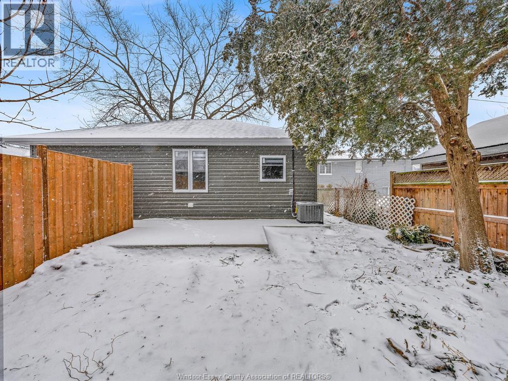 298 George Unit# 3, Amherstburg, ON - Outdoor