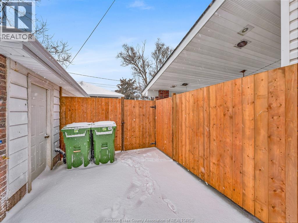 298 George Unit# 3, Amherstburg, ON - Outdoor With Exterior