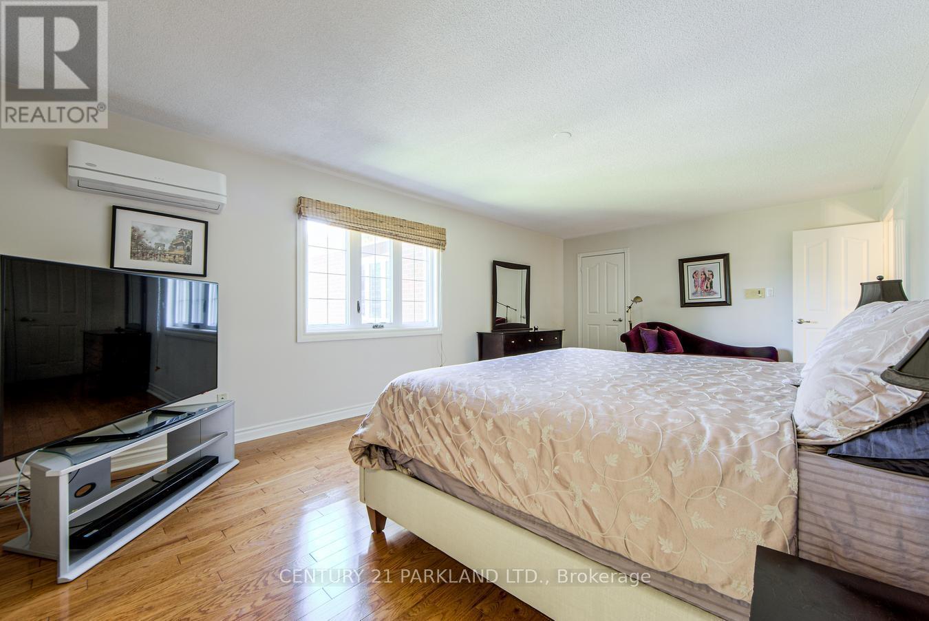 112 Strathearn Avenue, Richmond Hill, ON - Indoor Photo Showing Bedroom