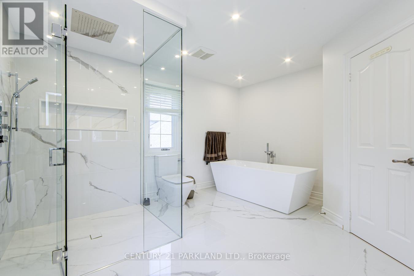 112 Strathearn Avenue, Richmond Hill, ON - Indoor Photo Showing Bathroom