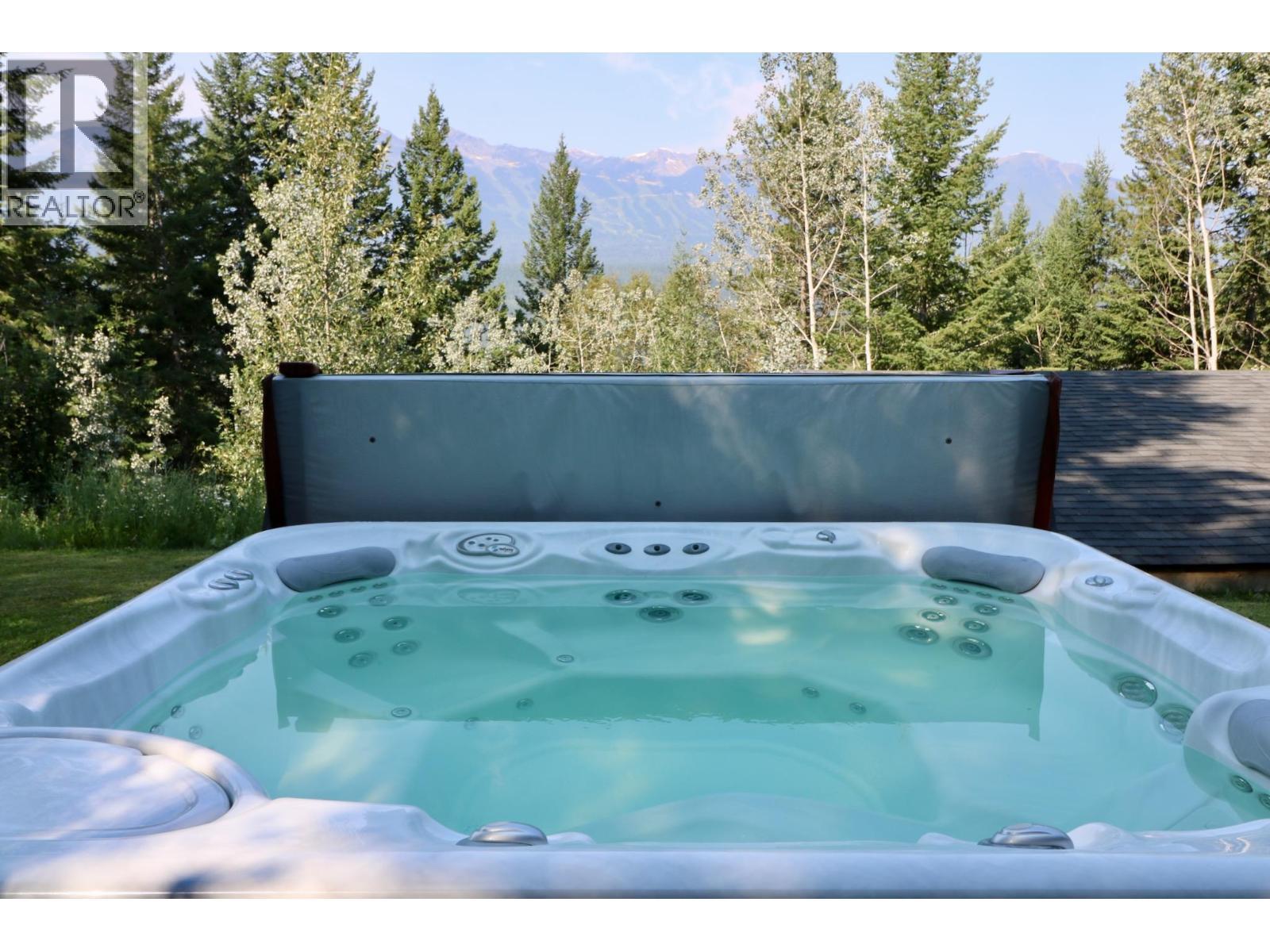 1529 Quartz Crescent, Golden, BC - Outdoor