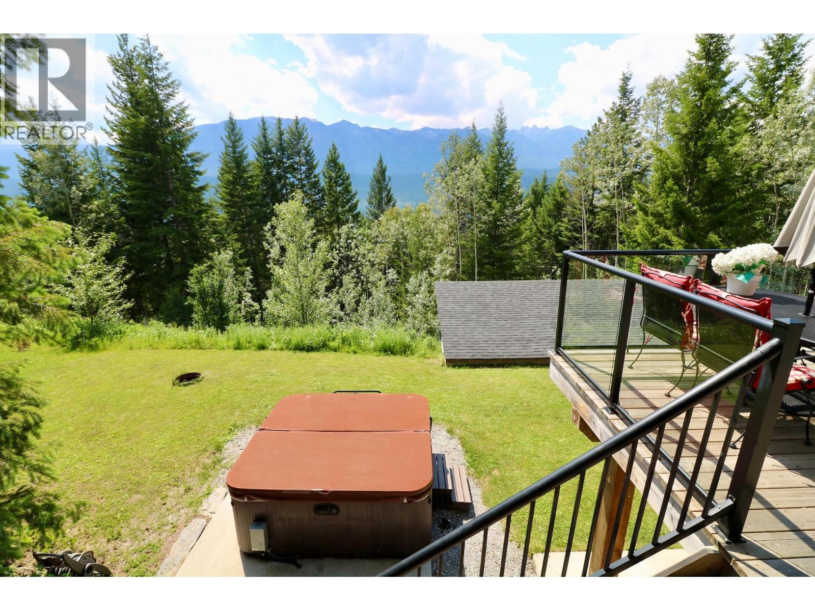 1529 Quartz Crescent, Golden, BC - Outdoor