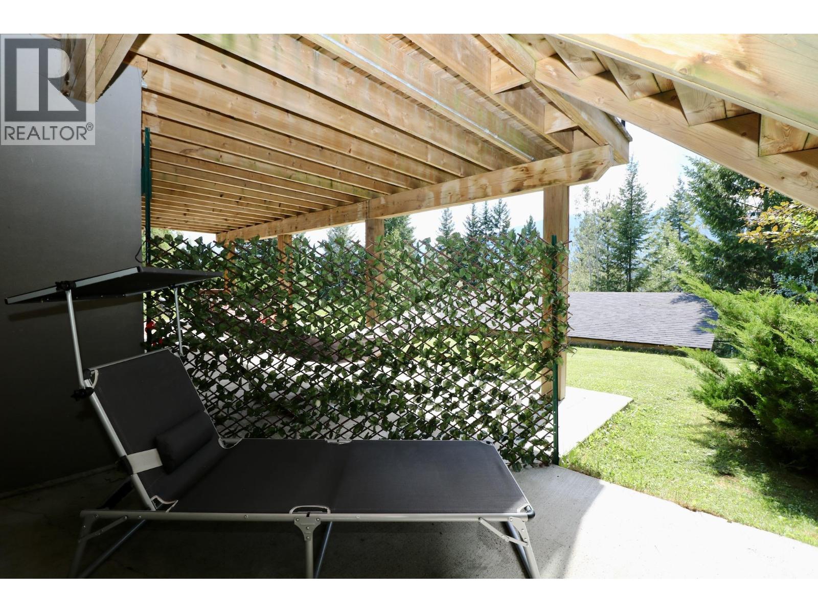 1529 Quartz Crescent, Golden, BC - Outdoor