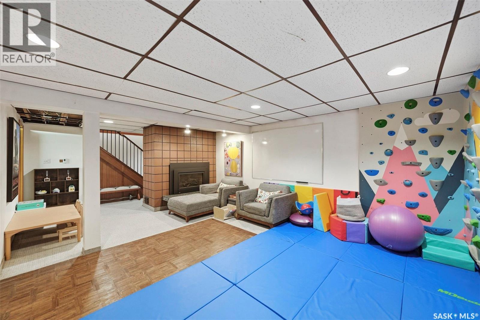 14 Yale Crescent, Saskatoon, SK - Indoor Photo Showing Other Room