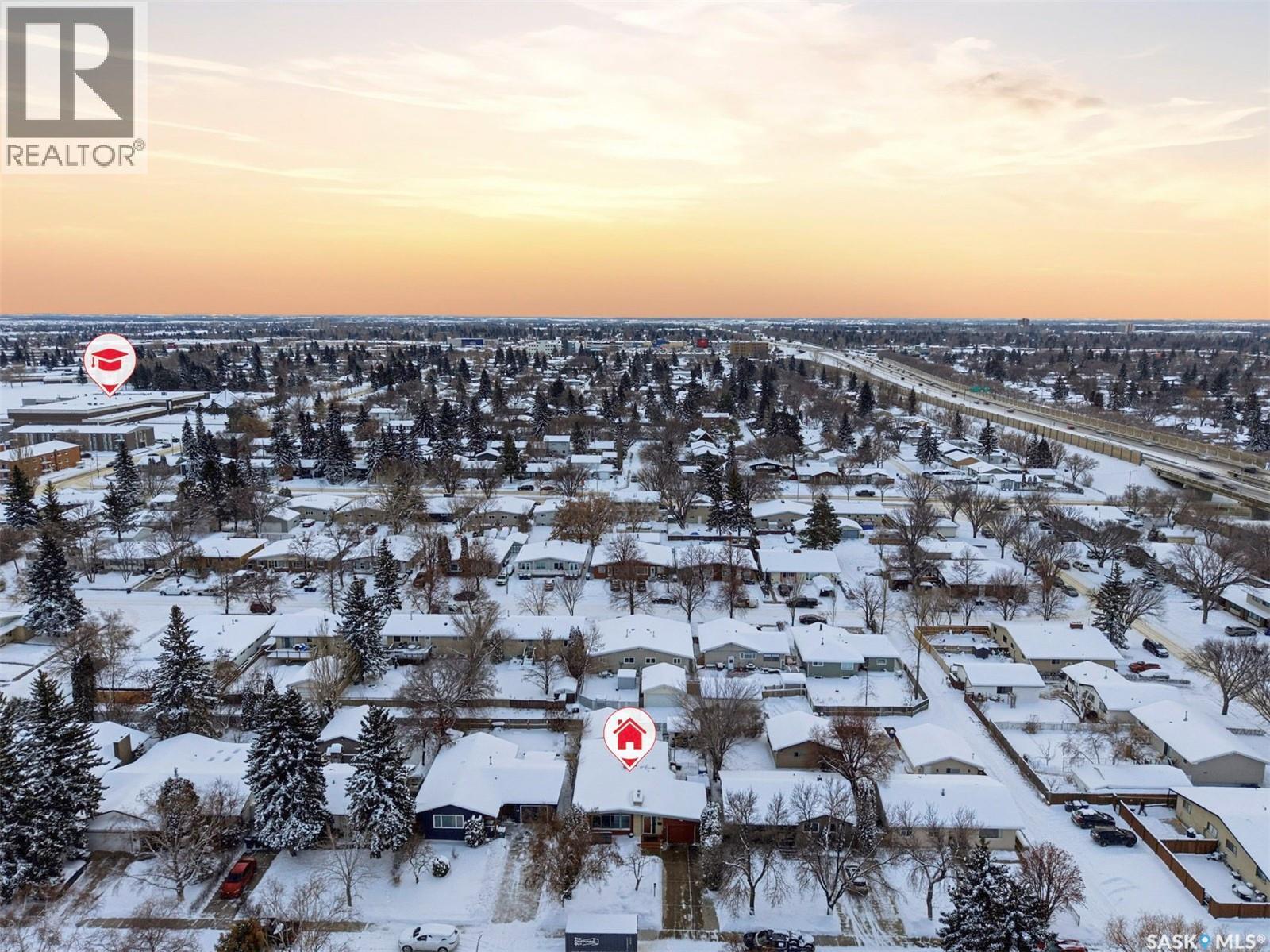 14 Yale Crescent, Saskatoon, SK - Outdoor With View