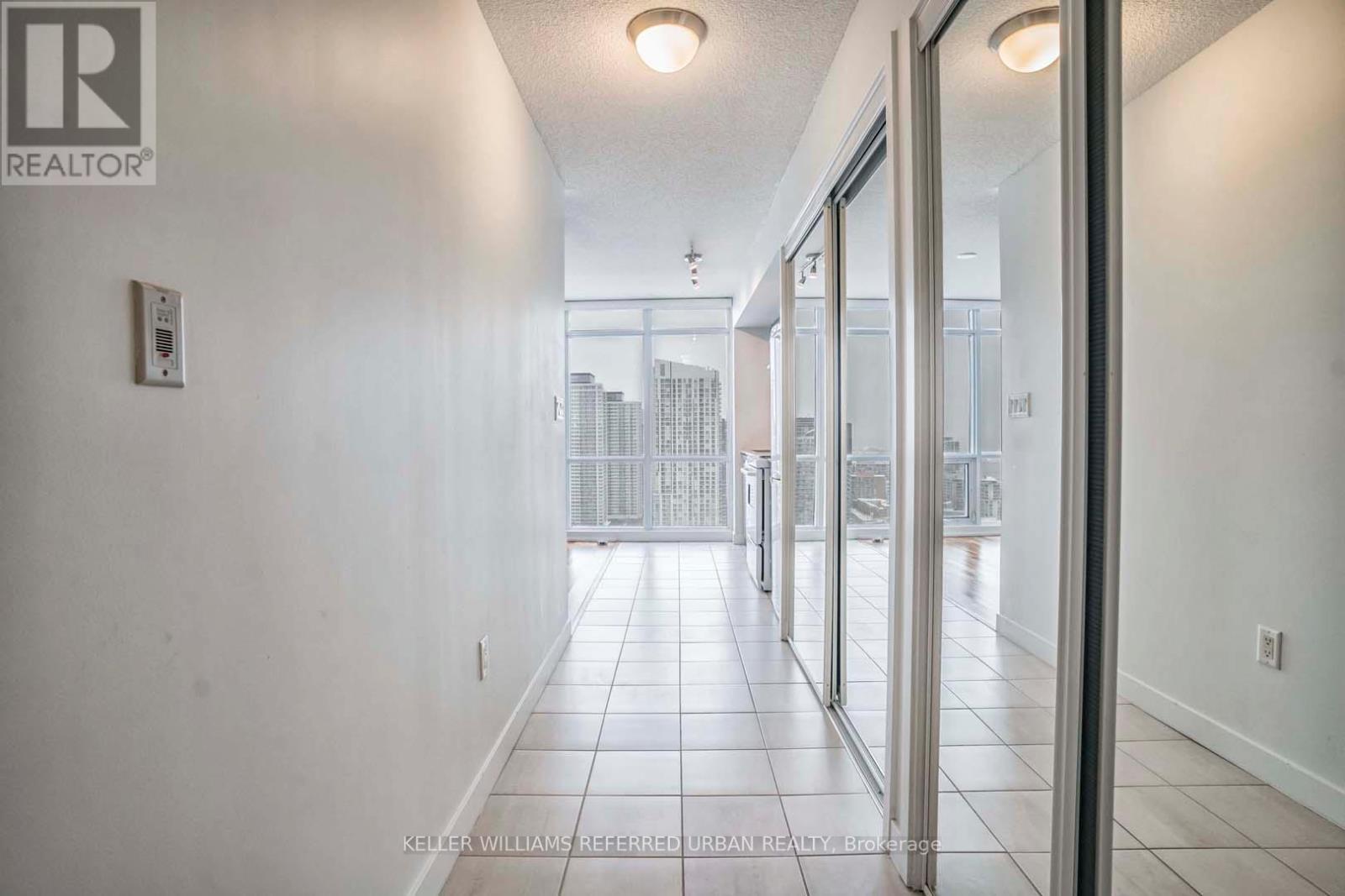 3616 - 11 Brunel Court, Toronto, ON - Indoor Photo Showing Other Room