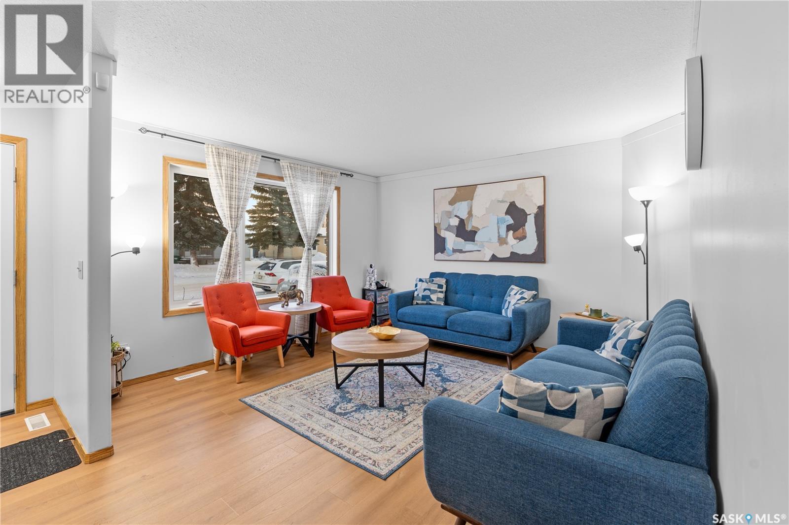 214-A Grant Street, Saskatoon, SK - Indoor Photo Showing Living Room