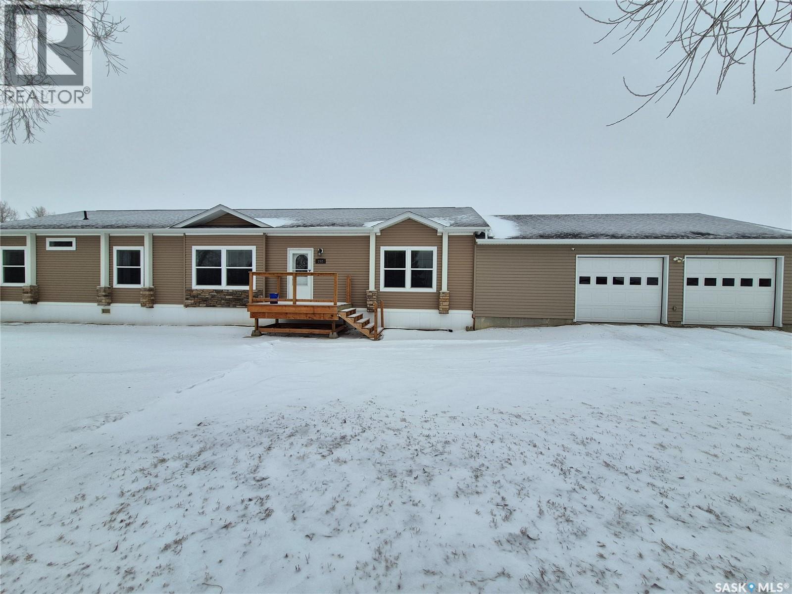 202 Saskatchewan Avenue, Pangman, SK - Outdoor With Deck Patio Veranda