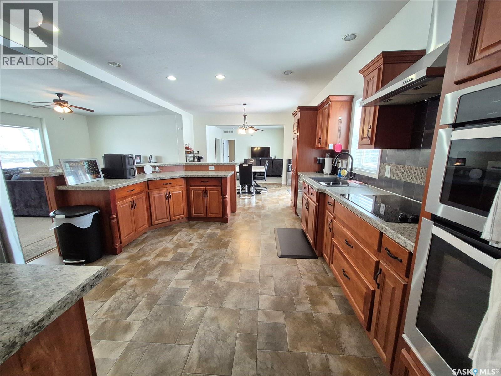 202 Saskatchewan Avenue, Pangman, SK - Indoor Photo Showing Kitchen