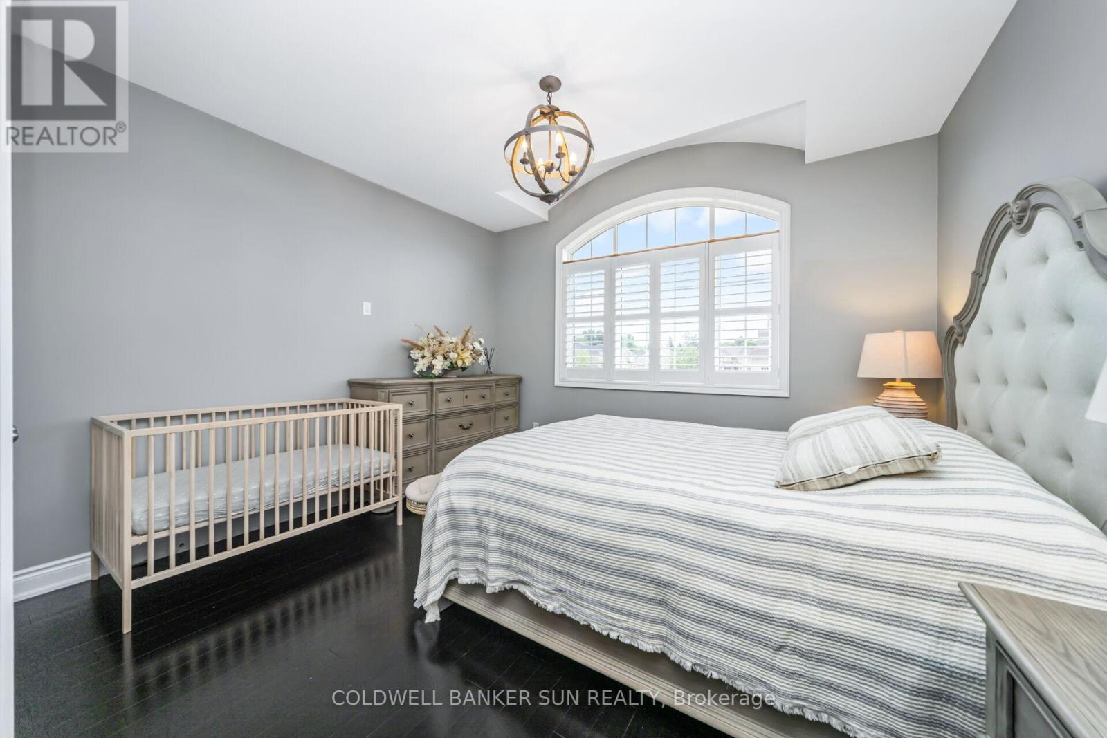 58 Copeland Crescent, Innisfil, ON - Indoor Photo Showing Bedroom
