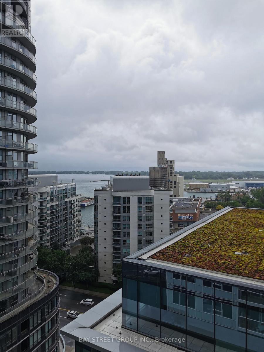 1616 - 17 Bathurst Street, Toronto, ON - Outdoor With View