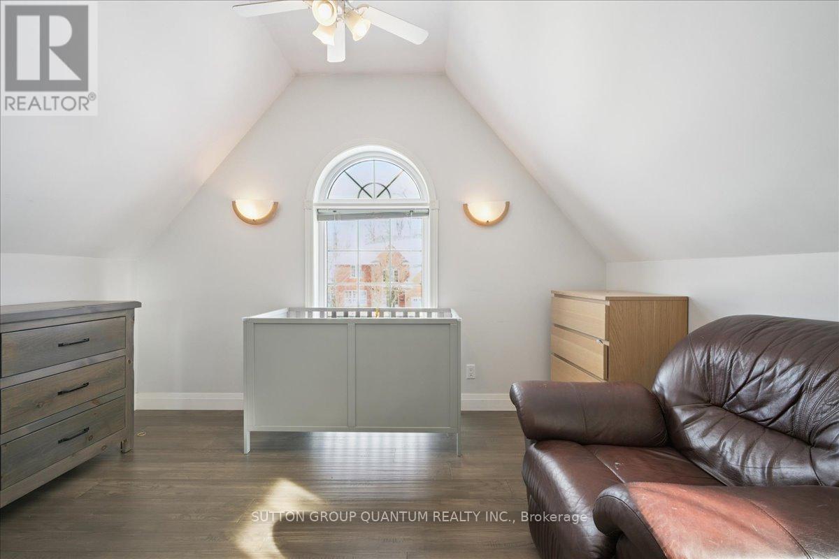 629 Burning Bush Road, Waterloo, ON - Indoor