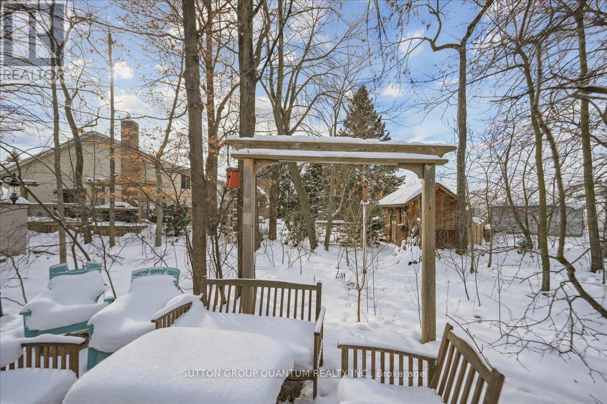 629 Burning Bush Road, Waterloo, ON - Outdoor With Deck Patio Veranda